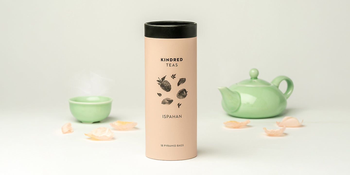 Blooming Teas vs. Loose Leaf Tea: Which is Better for You?